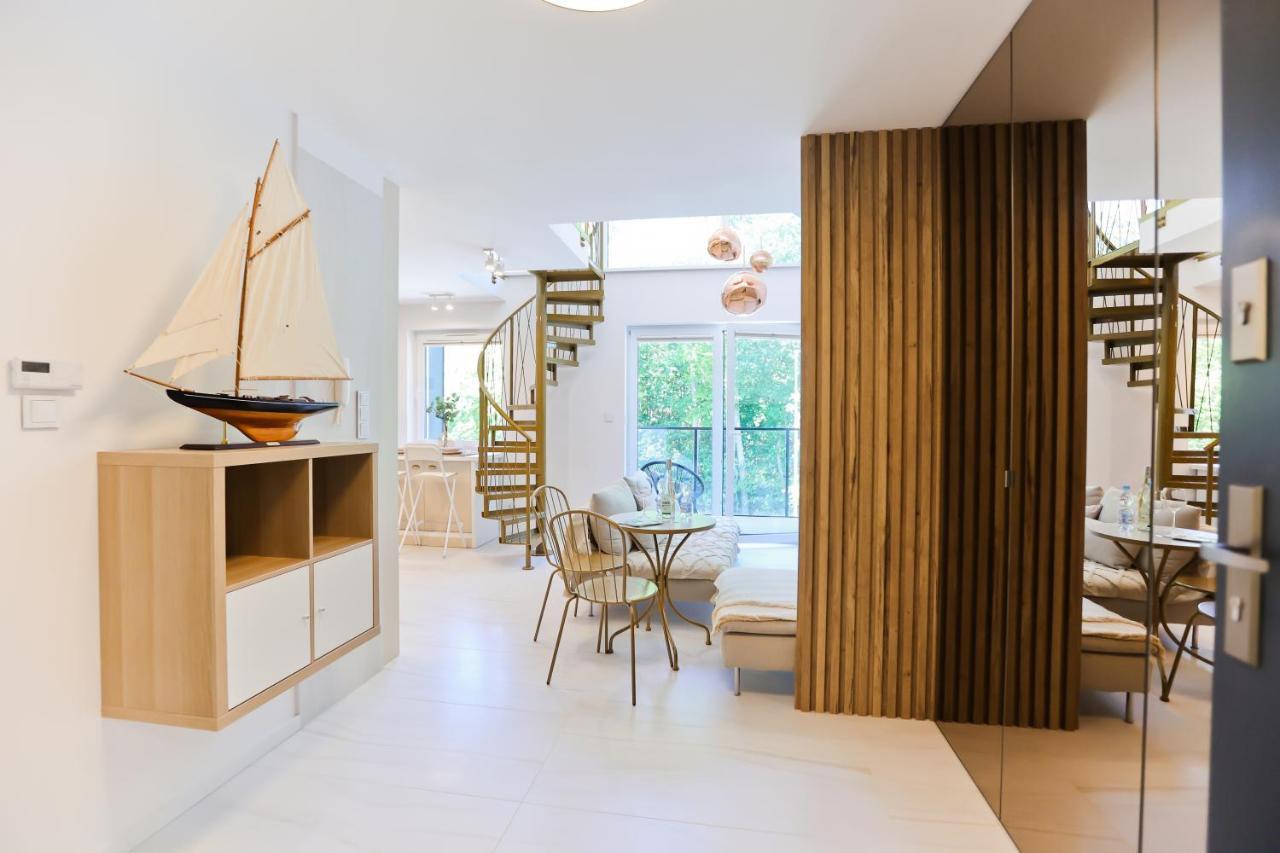 M&K Apartamenty Sailors Golden Yacht, Gdansk - Wyspa Sobieszewska Buitenkant foto
