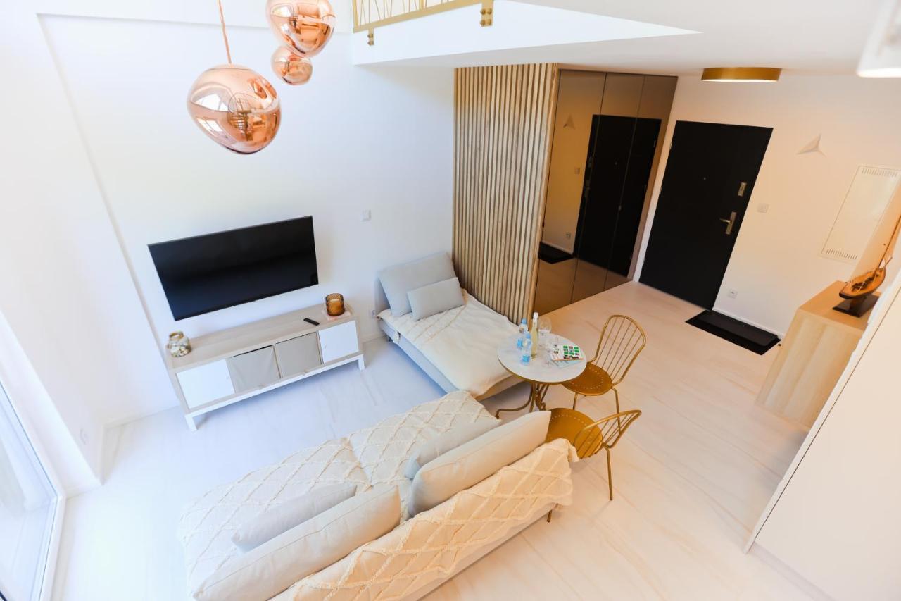 M&K Apartamenty Sailors Golden Yacht, Gdansk - Wyspa Sobieszewska Buitenkant foto